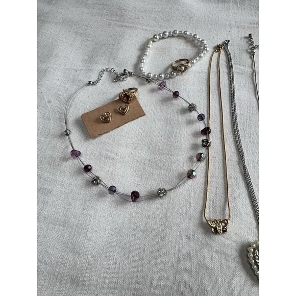 Coquette Vintage Jewelry Lot Hearts Butterflies Pearl Avon Rings Girly Bundle - Picture 5 of 9